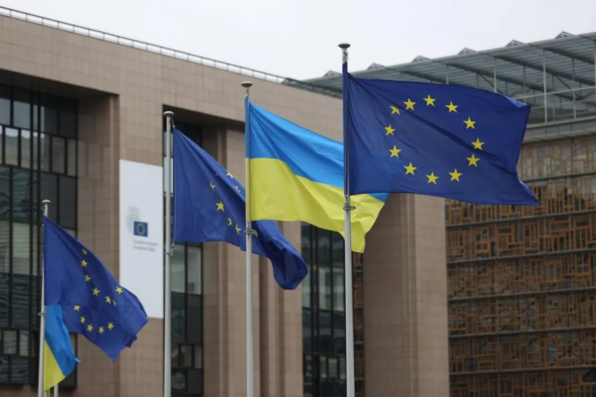 Председатель Европейского совета Антониу Кошта заявил в соцсети X, что Евросоюз продвинулся в реализации стратегии по достижению «справедливого и устойчивого мира» в Украине, основанной на поддержке Киева и усилении давления на Москву.