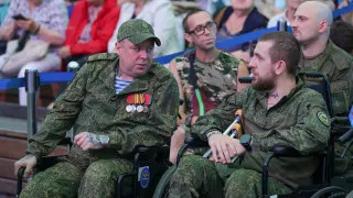 Министерство здравоохранения заявило об оказании психолого-психиатрической помощи сотням тысяч участников боевых действий и расширении сети специализированных кабинетов по всей стране.