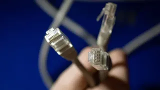 Крупные разработчики ПО просят создать согласительный орган по блокировкам и предупреждают, что массовая борьба с VPN вредит инфраструктуре Рунета и усиливает эффект зарубежных санкций.