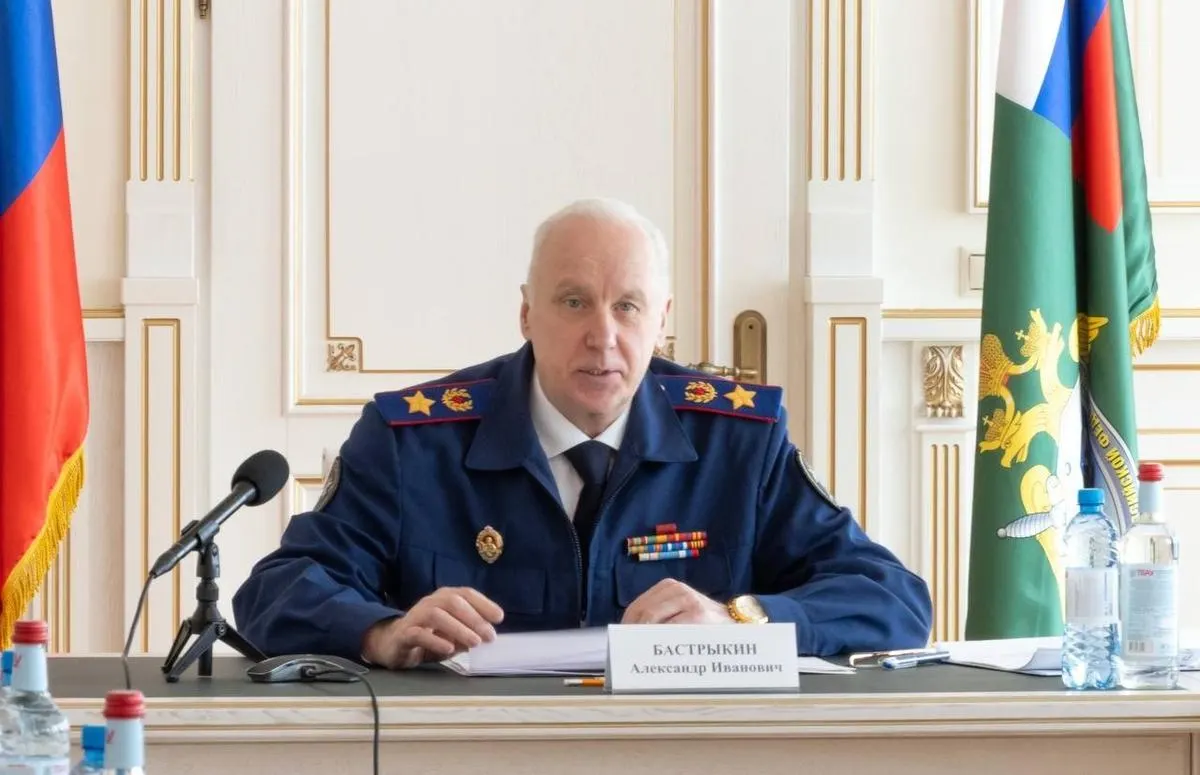 Председатель Следственного комитета России Александр Бастрыкин поручил провести проверку детских книг писателя Григория Остера, в том числе известного сборника «Вредные советы», усомнившись в их педагогической ценности.