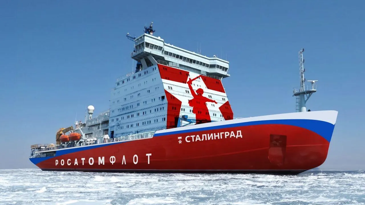 Рассматриваются портовый сбор либо плата до $2,75 за тонну на Северном морском пути в 2027–2035 годах; потенциальный доход — до 138 млрд рублей. Строительство ледоколов подорожало — каждый может стоить около 85 млрд рублей.