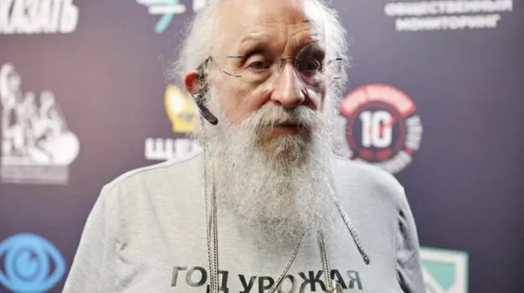 Несколько известных депутатов либо не подали документы на праймериз, либо решили не участвовать в выборах в Госдуму. Партии обновляют регламенты и запускают новые платформы для отбора кандидатов.