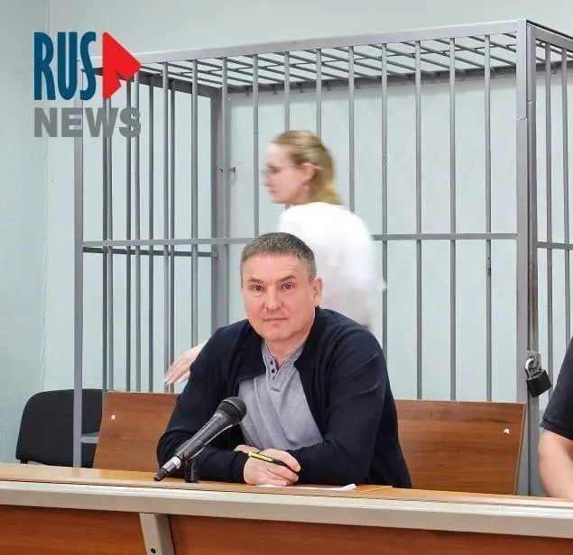 Суд подтвердил практику, при которой находящимся в карцере дают бумагу и ручку лишь на полтора часа в сутки — времени, которого, по словам правозащитника Алексея Соколова, часто недостаточно для подготовки к защите.