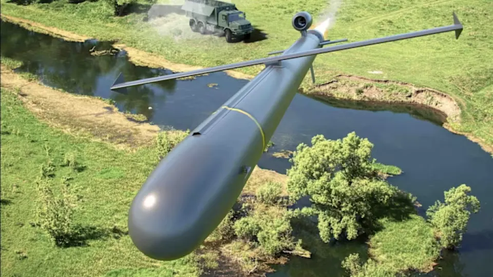 Проект Brakestop предполагает три прототипа от MBDA UK, MGI Engineering и Rotron Aerospace, испытания прошли весной; ракеты дешевле и легче Storm Shadow, дальность — до 500 км, поставки планируют начать до конца 2026 года.
