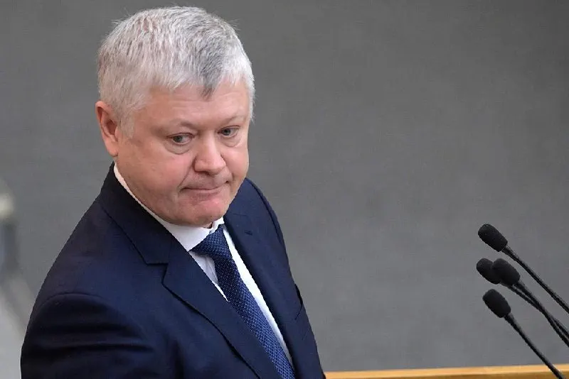 Председатель комитета по безопасности Госдумы Василий Пискарёв сообщил, что из страны вывели свыше 360 зарубежных структур и приняли 46 законов о «защите суверенитета».