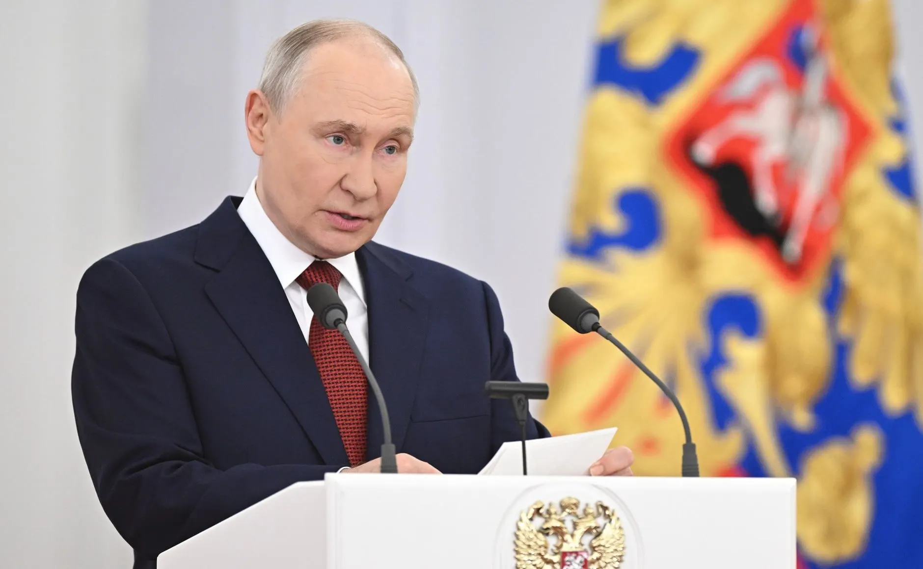 Президент заявил о приверженности цели в СВО, подчеркнул неэффективность западных санкций и обозначил приоритеты бюджетной политики: оборона, социальные обязательства и поддержка экономики.