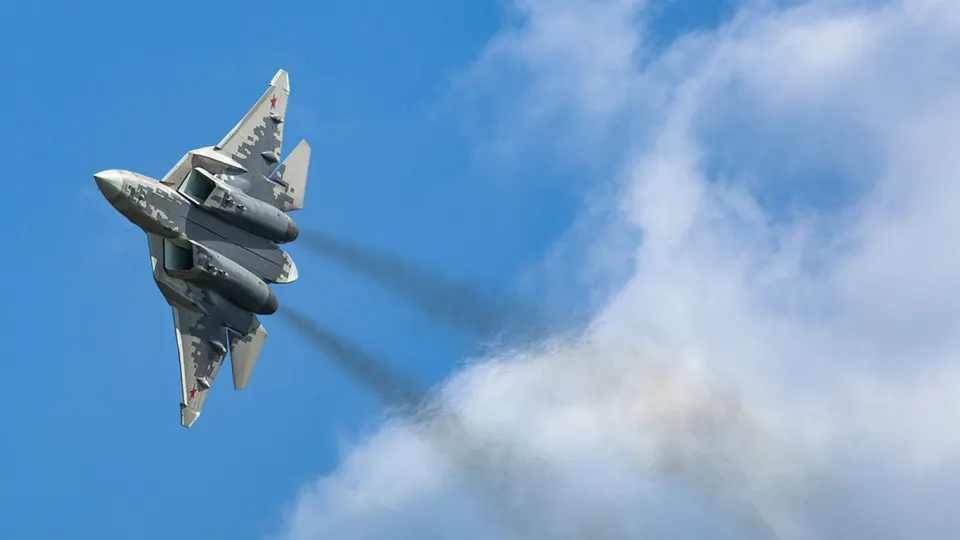 Минпромторг пытается взыскать полную стоимость контракта «Дисплей-И7» с АО «Авиационная и морская электроника»: третий этап работ просрочен более шести лет, а программа импортозамещения электроники столкнулась со снижением финансирования.