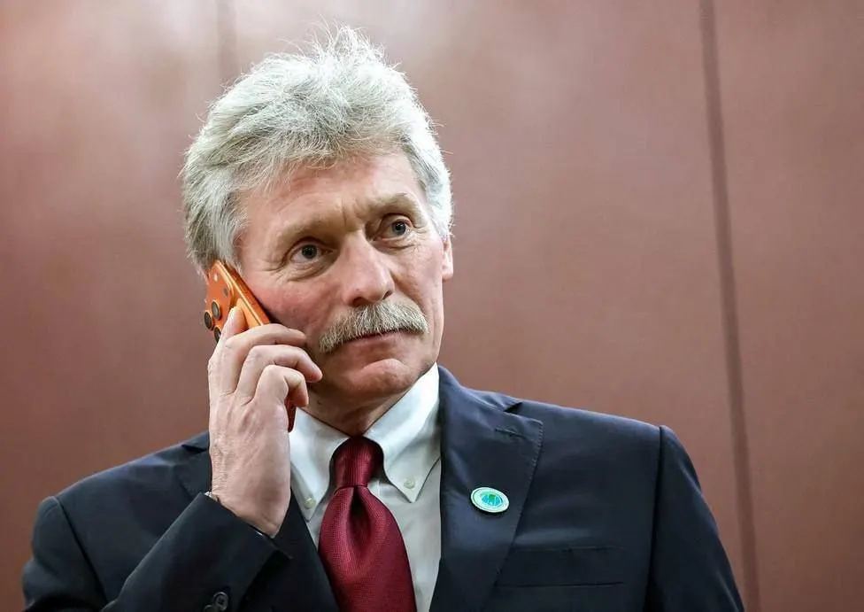Представитель Кремля Дмитрий Песков сообщил, что контакты с мессенджером ведутся, однако пока ответа от сервиса немного. Ограничения на работу Telegram в России действуют с 2025 года, при этом в начале 2026-го он стал самым популярным мессенджером в стране.