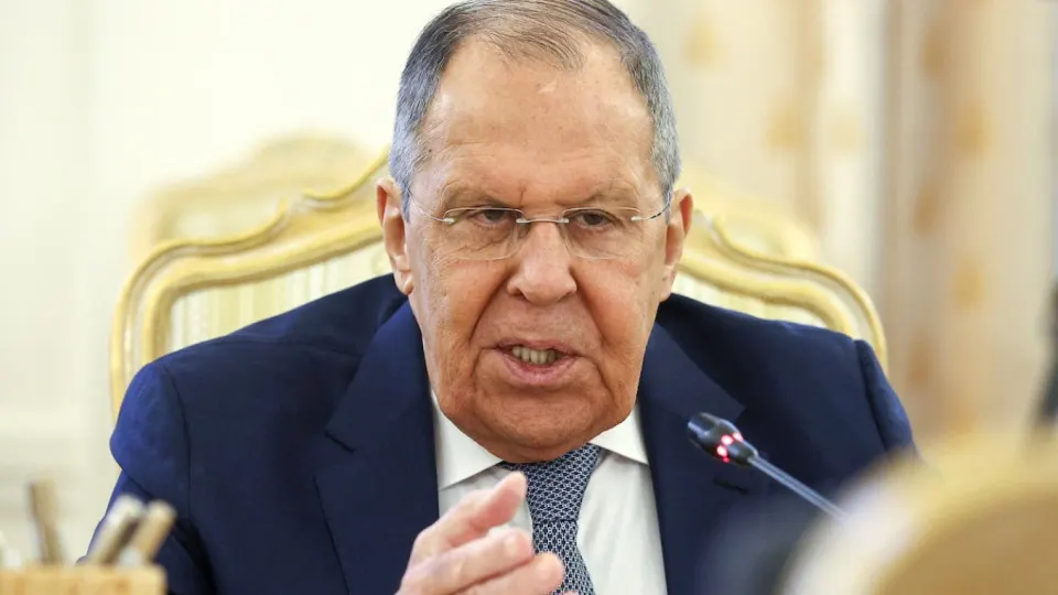 Глава МИД заявил, что Москва не прекратит боевые действия, пока не достигнут предъявленные в июне 2024 года условия; также он обвинил западные страны в переходе от переговоров к ультиматумам и в разрушении прежних соглашений.