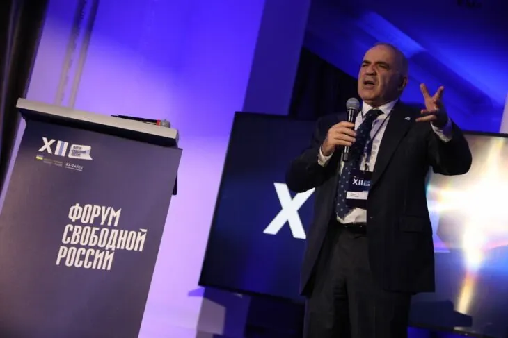 Голосование в Госдуму охарактеризовано как видимость конкуренции и попытка легитимизировать территориальные захваты, включая оккупированные территории.
