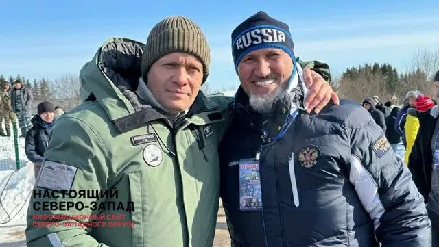 Глава области пытался назначить своего отца сенатором, однако Москва отклонила кандидатуру. Вместо старшего Филимонова кресло занял Сергей Сорокин, близкий к команде прежнего руководителя и к «Северстали».