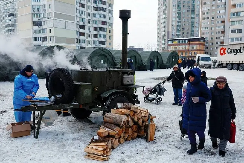 Независимая комиссия ООН пришла к выводу, что российские власти систематически атаковали энергетическую инфраструктуру Украины, что квалифицируется как военное преступление и преступление против человечности.